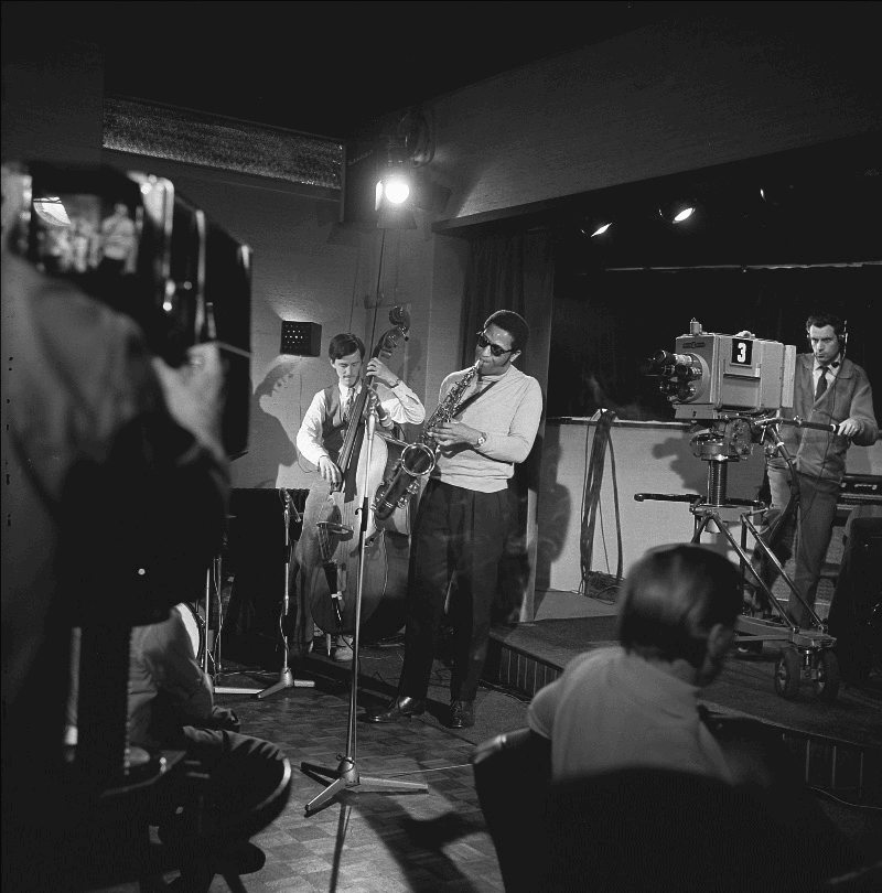 Pim Jacobs kondigt Sonny Rollins aan